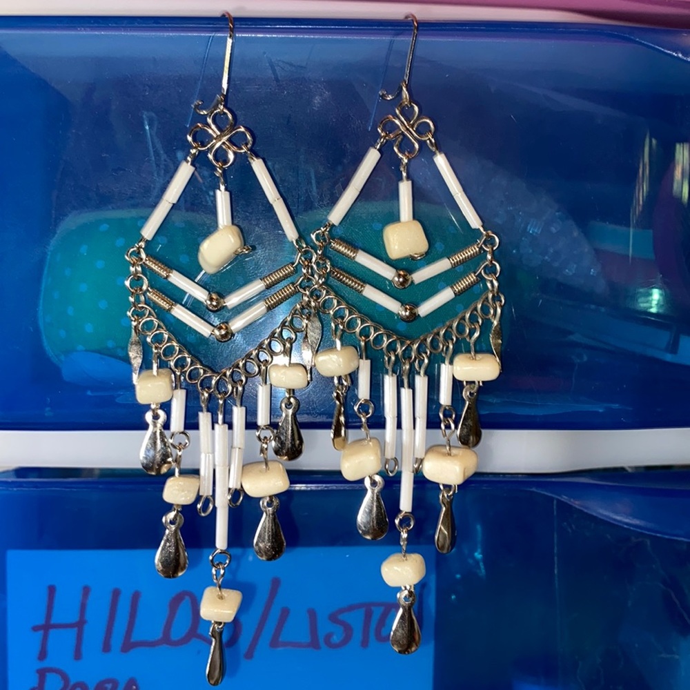 Vintage dangling earrings